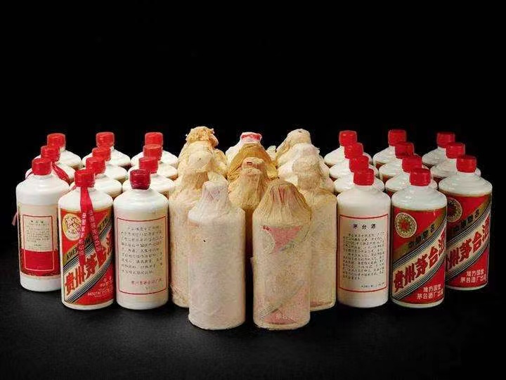 江夏老酒回收上门哪里回收(附近上门回收茅台酒）?